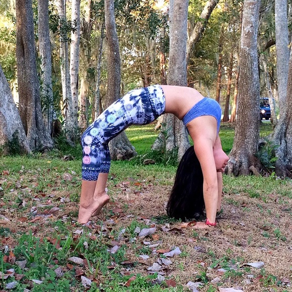 Meet your Posher, Christina - Picture 3 of 4