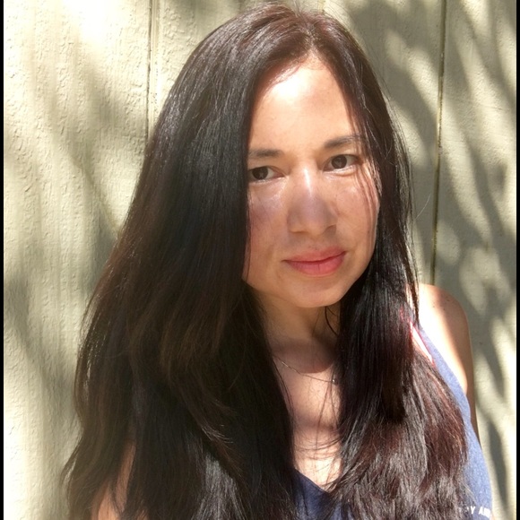 Meet your Posher, Christina - Picture 4 of 4