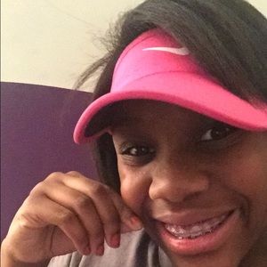 Meet your Posher, Makenzie