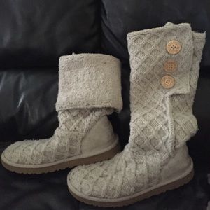 Tan sweater ugg boots; Size 7