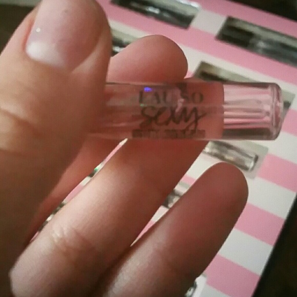 Victoria secret sample perfumes - Picture 2 of 2