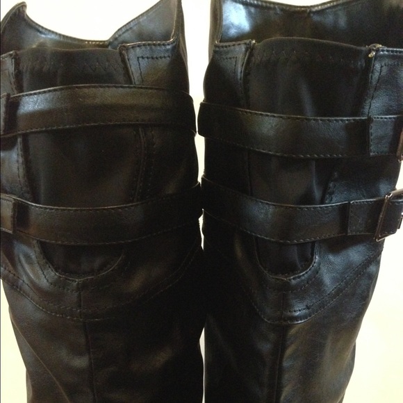 Double  buckle Knee High Boots - Picture 4 of 4