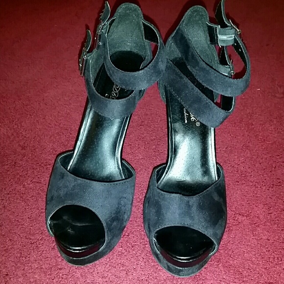 SOLD!!!!! - Picture 2 of 4