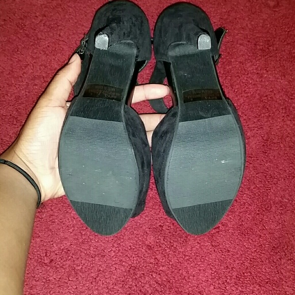 SOLD!!!!! - Picture 3 of 4