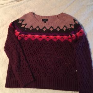 American Eagle Sweater