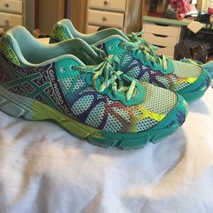 Asics Gel Noosa Tri 9 Running Shoes