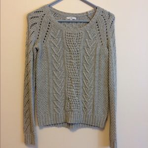 Gap sweater