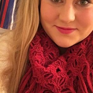 Meet your Posher, Allyson