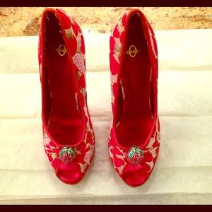 Strawberry print peep-toe heels