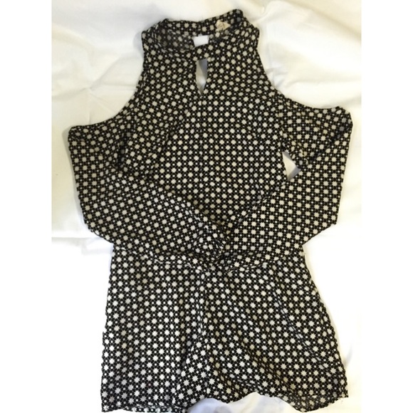 Patterned romper
