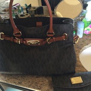 MK purse and wallet