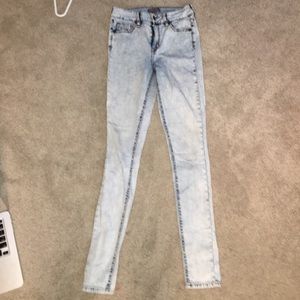 acid wash blue jean pants