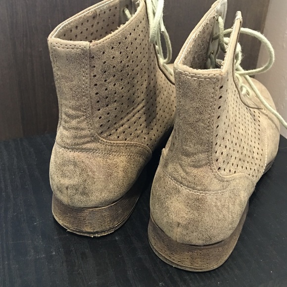 Francesca's Boots! - Picture 3 of 3