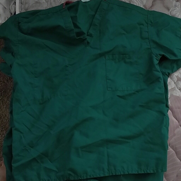 Scrubs - Picture 3 of 3