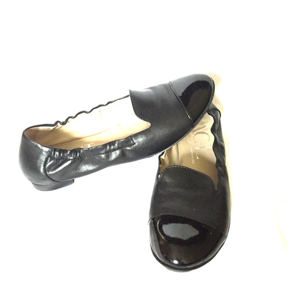 AGL Attilio Giusti Leombruni- Leather Black Flat