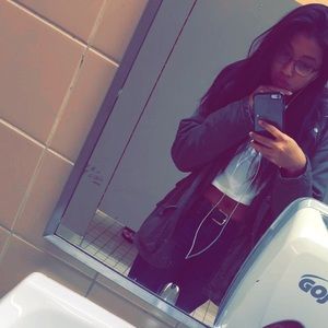 Meet your Posher, Lieda