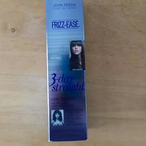 John Frieda 3-Day Straight Spray