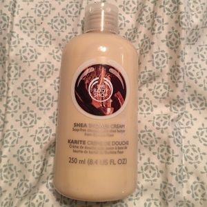 The Body Shop Shea Shower Cream