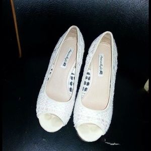 Worn once, not interested in keeping them!