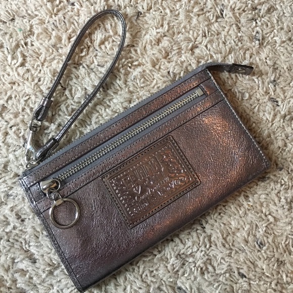Silver Coach Poppy wristlet