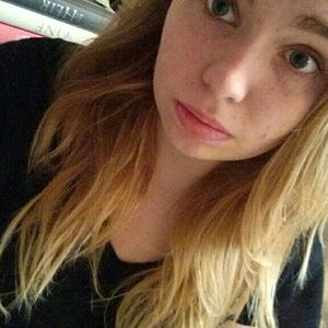 Meet your Posher, Abigail