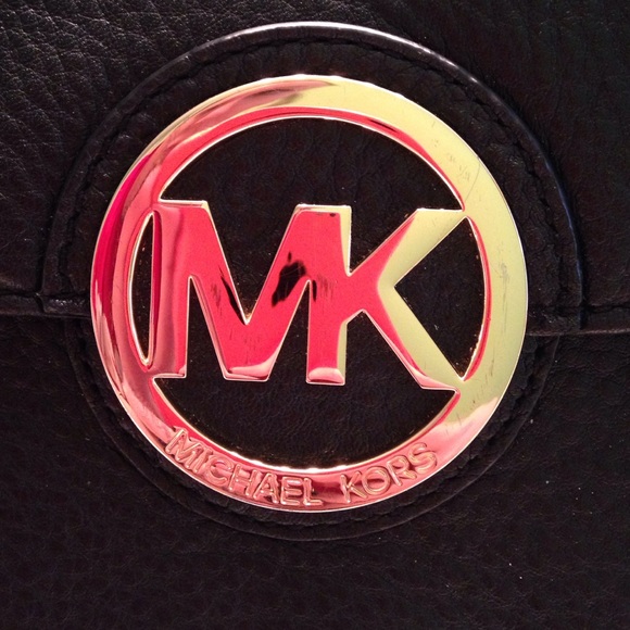 MICHAEL Michael Kors Small Margo Messenger - Picture 3 of 4