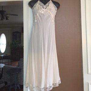 New 100% silk Victoria's Secret nightie