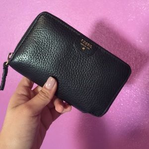 FOSSIL wallet