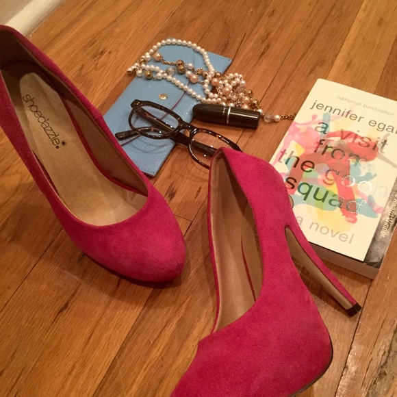 ⛔️SOLD  Hot Pink Heels 💕