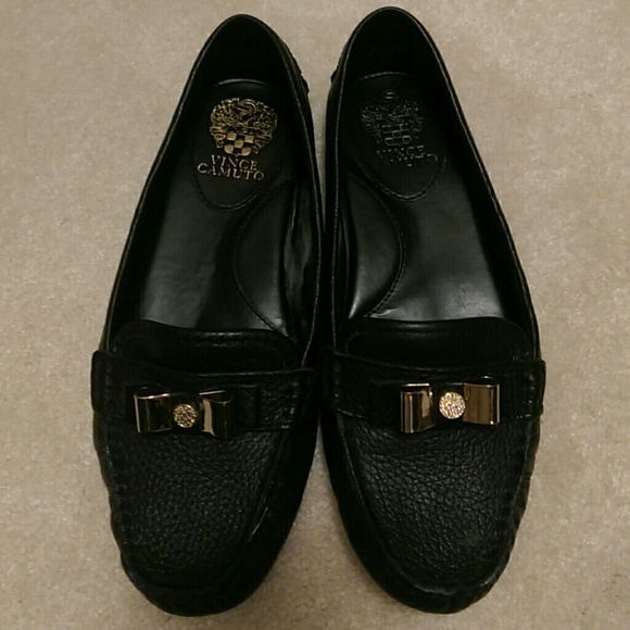 Vince Camuto black flats. Size 8M.