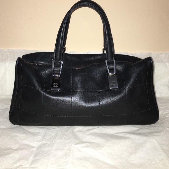 Chanel Purse - Picture 3 of 4