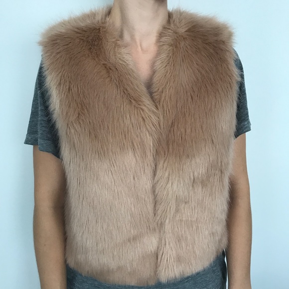 Beautiful NWOT Paul & Joe Sister faux fur vest! - Picture 8 of 8