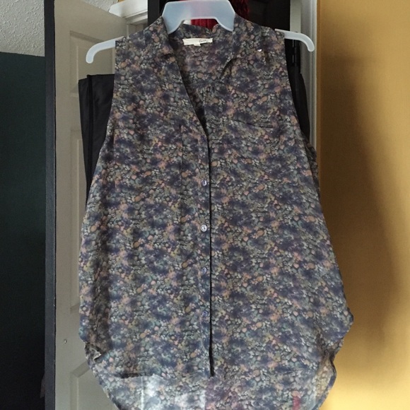 LUSH sheer floral short sleeve top