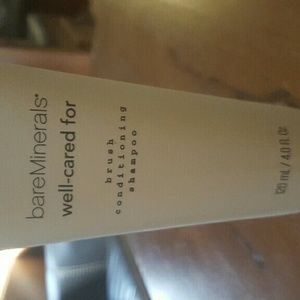 Bare minerals well cared for brush shampoo