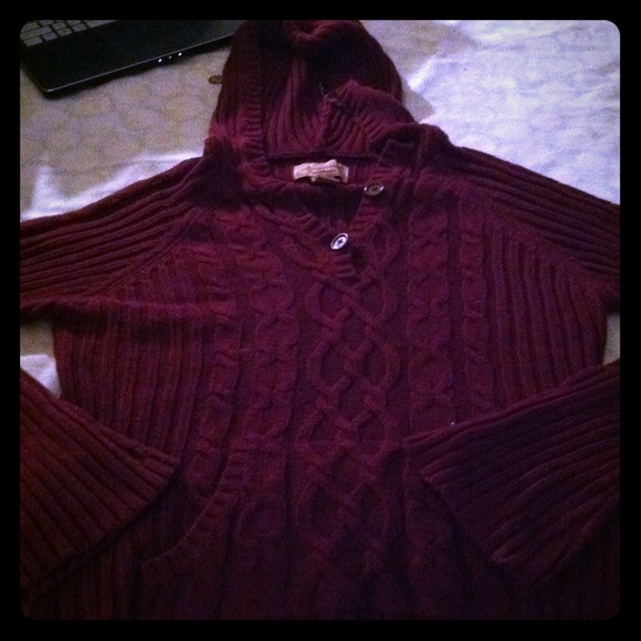 aeropostale cable net burgundy hooded sweater