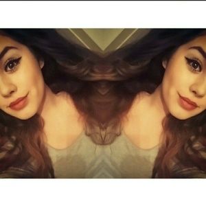 Meet your Posher, Gisela