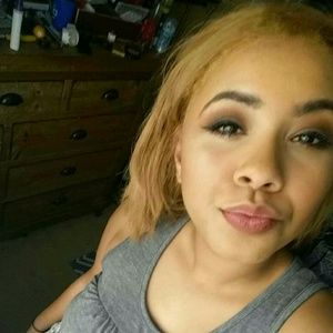 Meet your Posher, Savannah