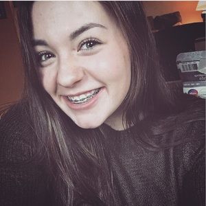 Meet your Posher, Hannah