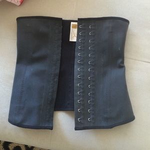 Waist trainer size 34