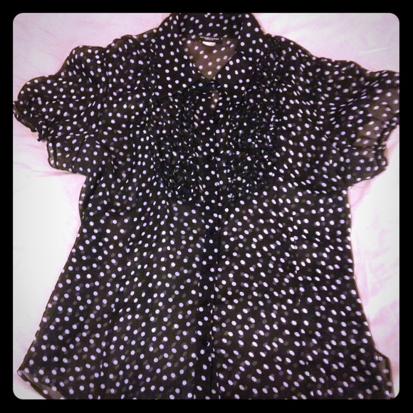 VERY pretty black shirt w/white polka dots. 3x