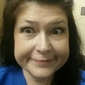 Meet your Posher, Traci