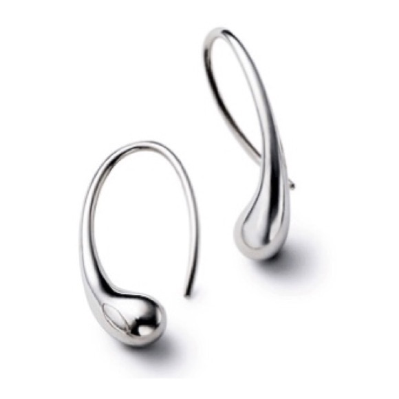 Tiffany teardrop earrings.