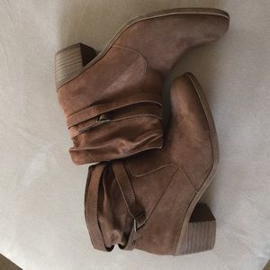 NWOT American Eagle Ankle Boots