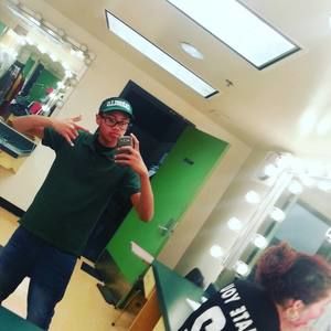 Meet your Posher, Daniel