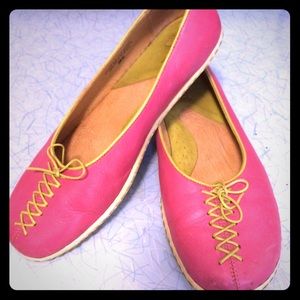 Born Hot Pink Flats