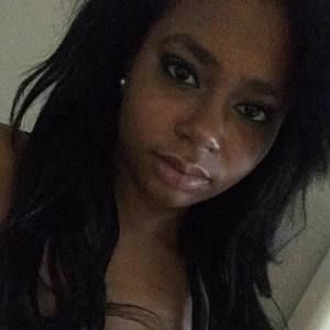 Meet your Posher, Halah