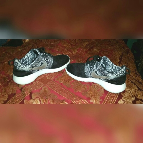 Nike Roshe TRADE!!! - Picture 3 of 3