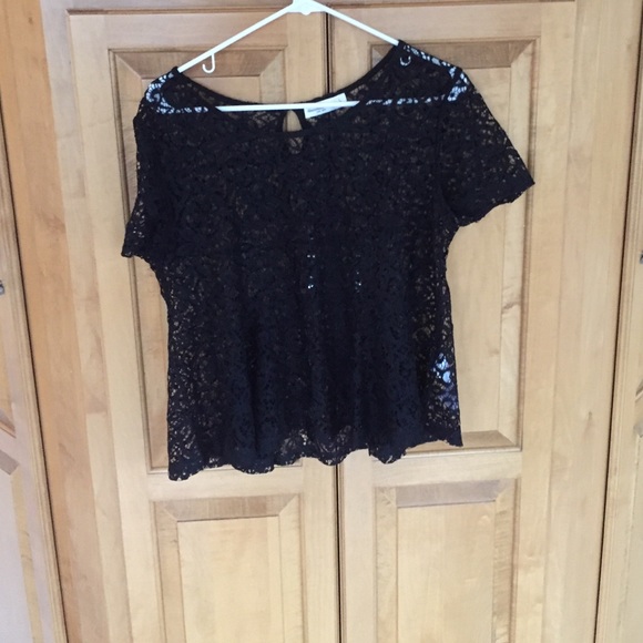 Black lace Abercrombie & Fitch top