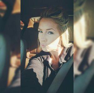 Meet your Posher, Michelle