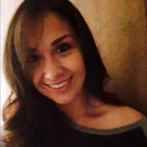 Meet your Posher, Kiana